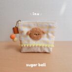 犬の羊毛フェルトモチーフが付いたミニポーチ